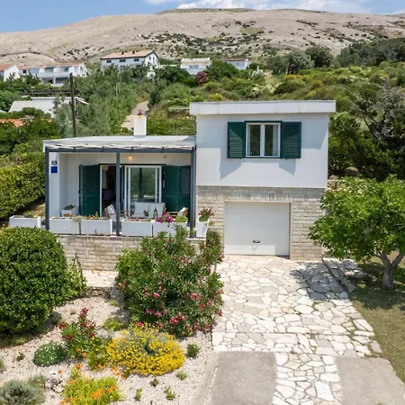 Villa Silencia 200 M Do Mora Jacuzzi Besplatni Parking Idealno Za Obitelj Pag Town
