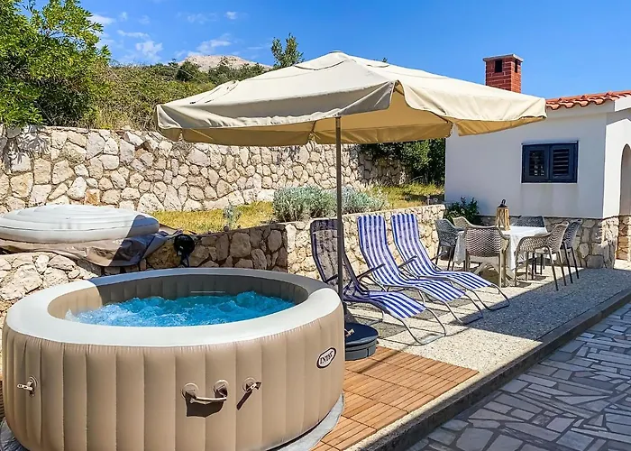 Silencia 200 M Do Mora Jacuzzi Besplatni Parking Idealno Za Obitelj Вилла Паг