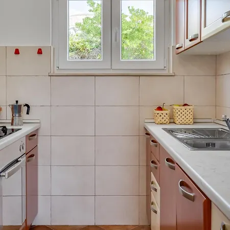 Silencia 200 M Do Mora Jacuzzi Besplatni Parking Idealno Za Obitelj Villa