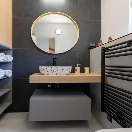 Silencia 200 M Do Mora Jacuzzi Besplatni Parking Idealno Za Obitelj Villa Pag Town